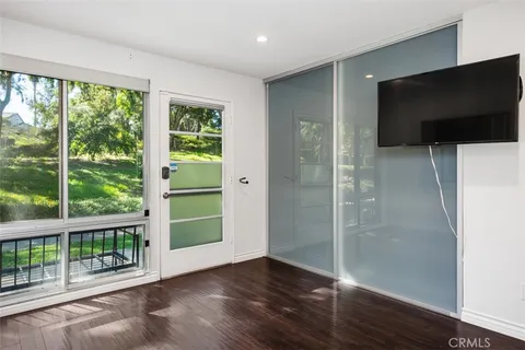 $575,000 | 22126 Caminito Vino, Laguna Hills, CA 92653