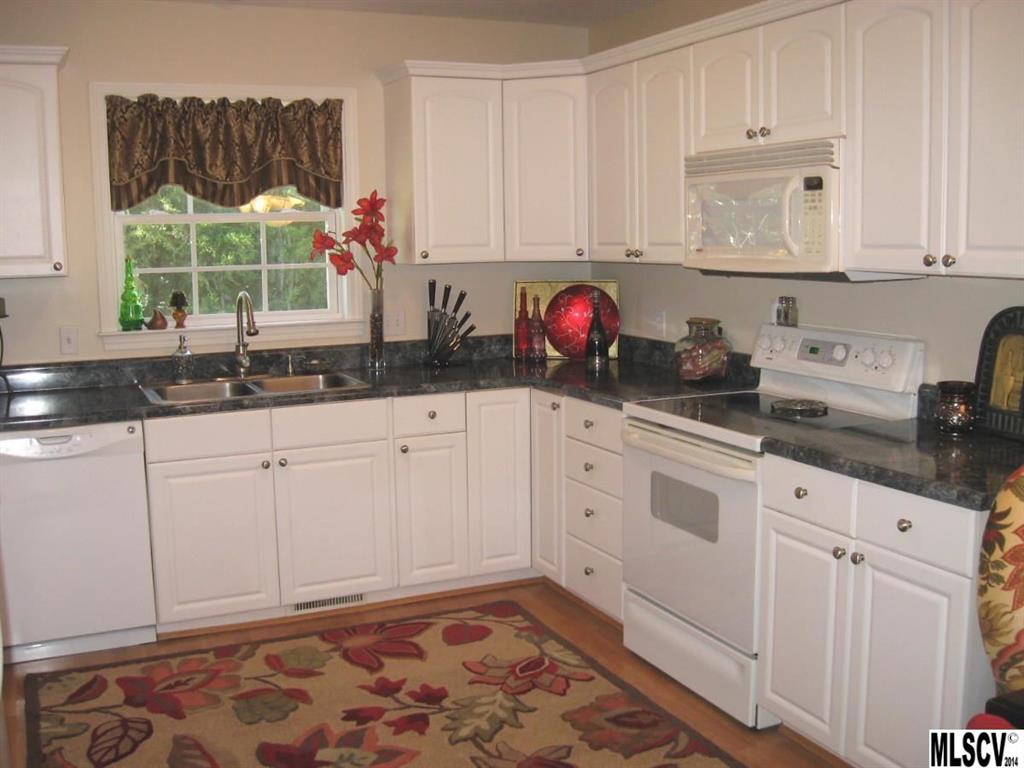 1814 Piper's Ridge Circle Northwest Conover, NC 28613 - Photo 2 of 24 Gallery Image 2