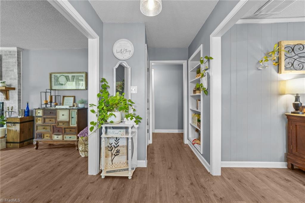 6314 Monnett Road Climax, NC 27233 - Photo 4 of 44 Gallery Image 4