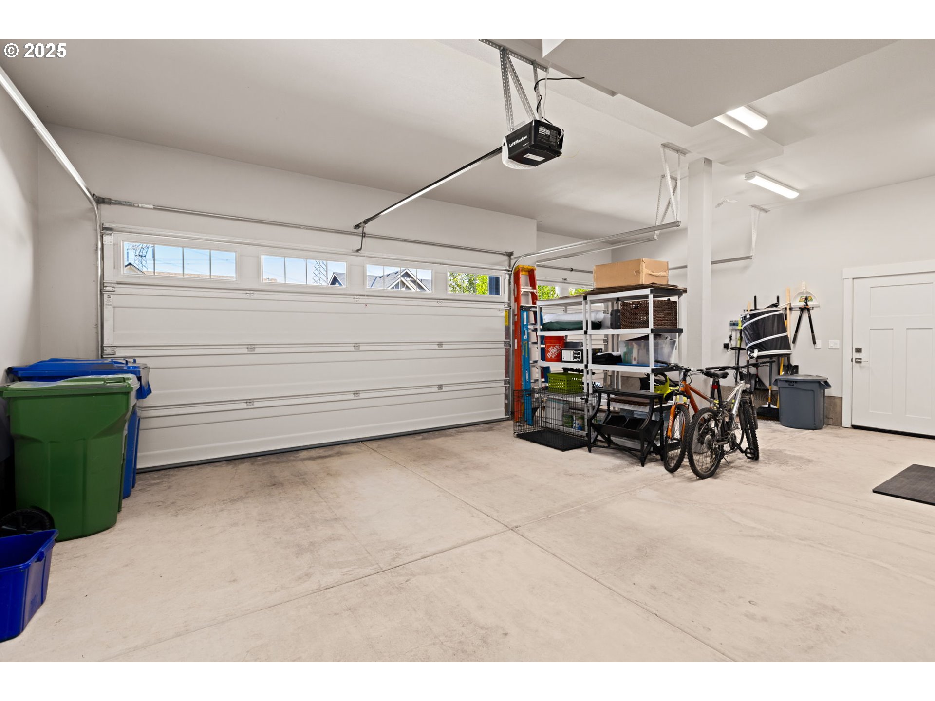 36904 Salmonberry Avenue Sandy, OR 97055 - Photo 27 of 44 a room with furniture and white walls