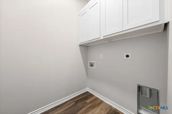 $379,900 | 224 Creek Plum Lane, Temple, TX 76502