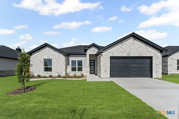 $379,900 | 224 Creek Plum Lane, Temple, TX 76502