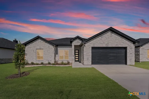 $379,900 | 224 Creek Plum Lane, Temple, TX 76502