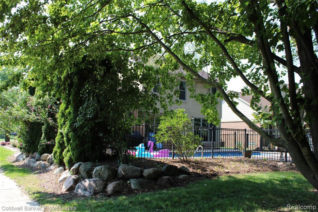 523 Buttercup Drive Rochester Hills, MI 48307 - Photo 29 of 29