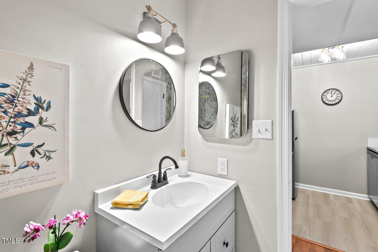 807 West Trinity Avenue, Unit 220 Durham, NC 27701 - Photo 19 of 33 35