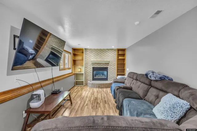 $439,000 | 435 Evans Drive, Green River, WY 82935