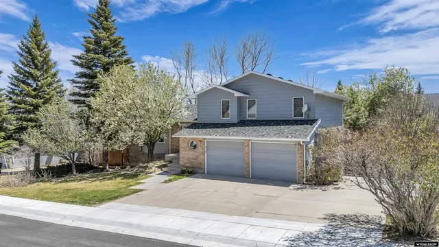 $439,000 | 435 Evans Drive, Green River, WY 82935