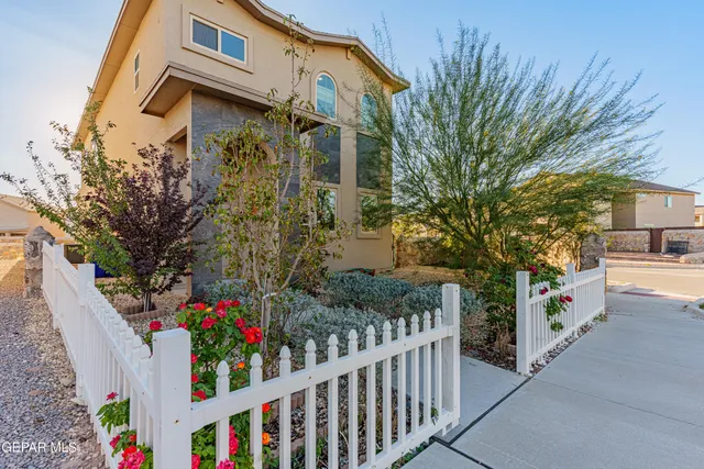 $275,000 | 4561 Mark Aviso, El Paso, TX 79938