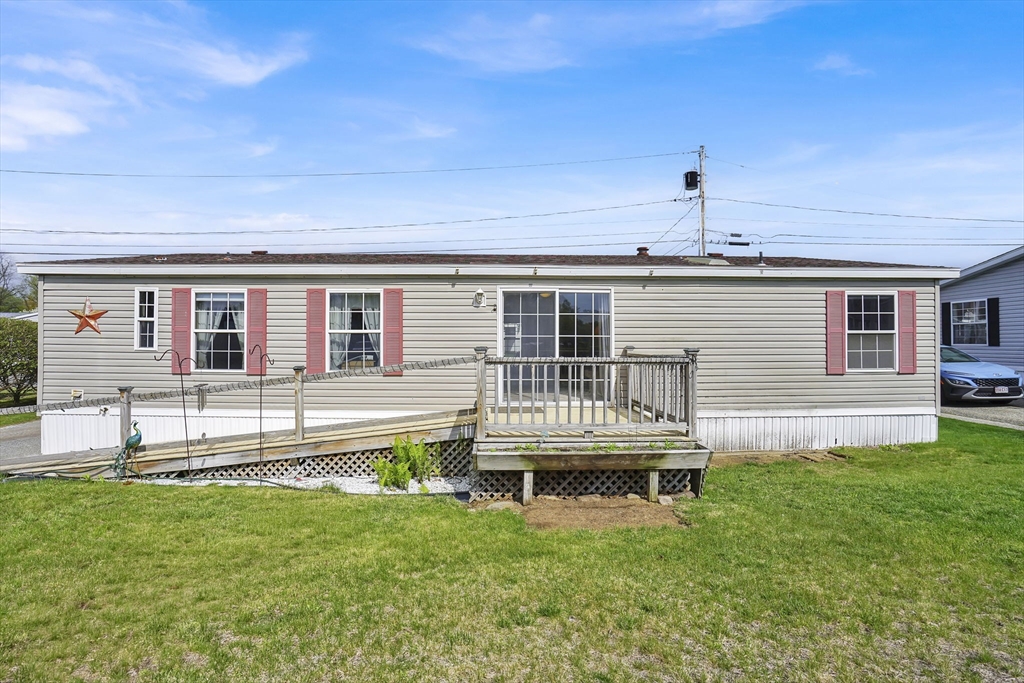27 Somerset Road Chicopee, MA 01020 - Photo 7 of 33