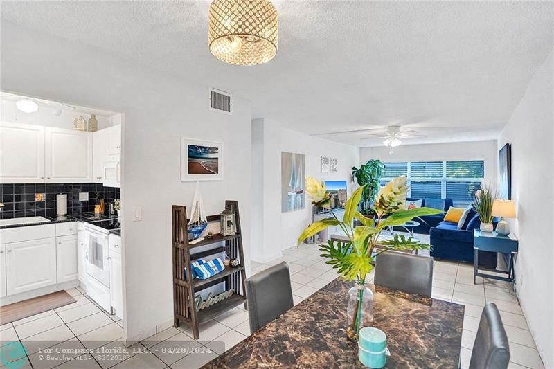 2555 Northeast 11th St Unit 204  