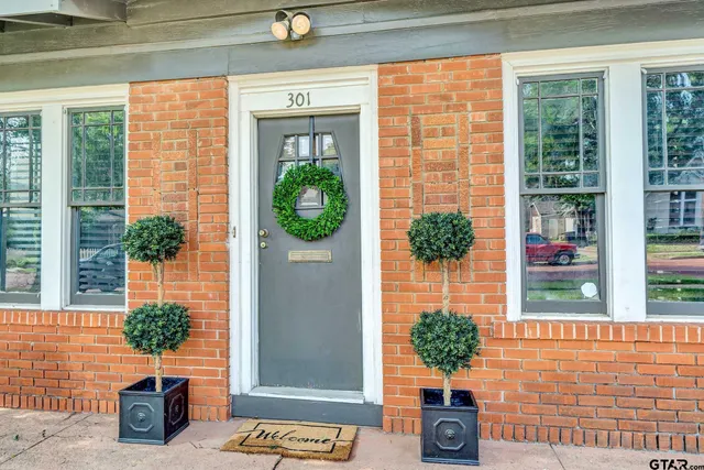 $1,595 | 301 West Houston Street, Tyler, TX 75702