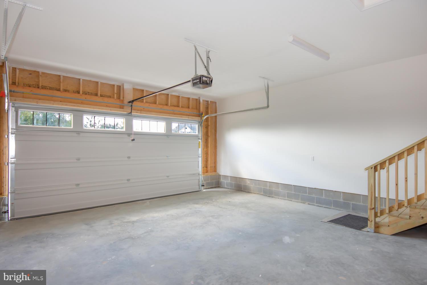 11007 Fair Lane Ridgely, MD 21660 - Photo 26 of 37 Garage