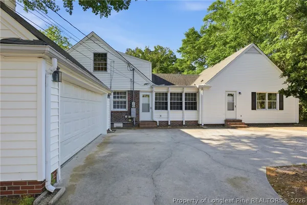 $299,000 | 2303 North Barker Street, Lumberton, NC 28358
