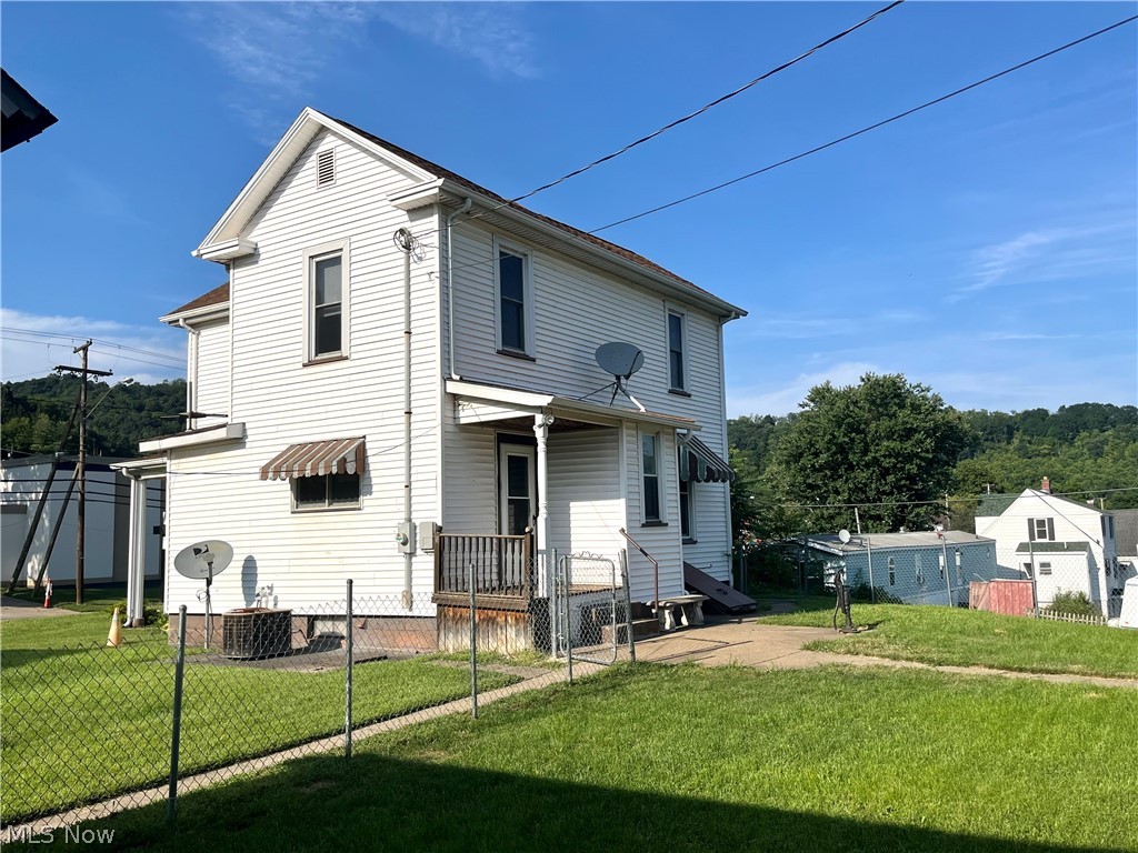 55500 National Road Bridgeport, OH 43912 - Photo 3 of 17