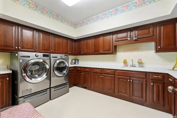 $1,485,000 | 2341 South Paxton Drive, Warsaw, IN 46580