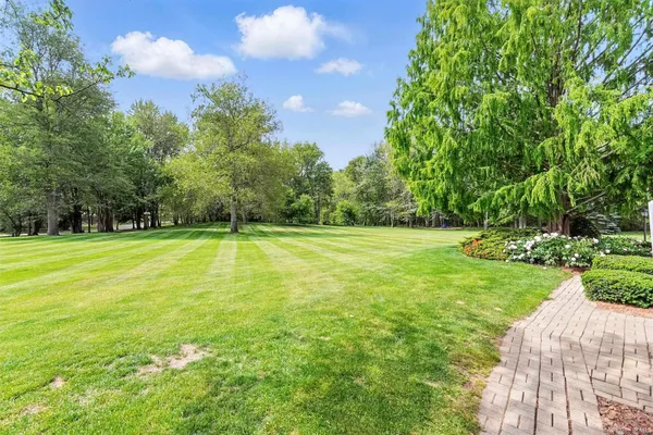 $1,485,000 | 2341 South Paxton Drive, Warsaw, IN 46580