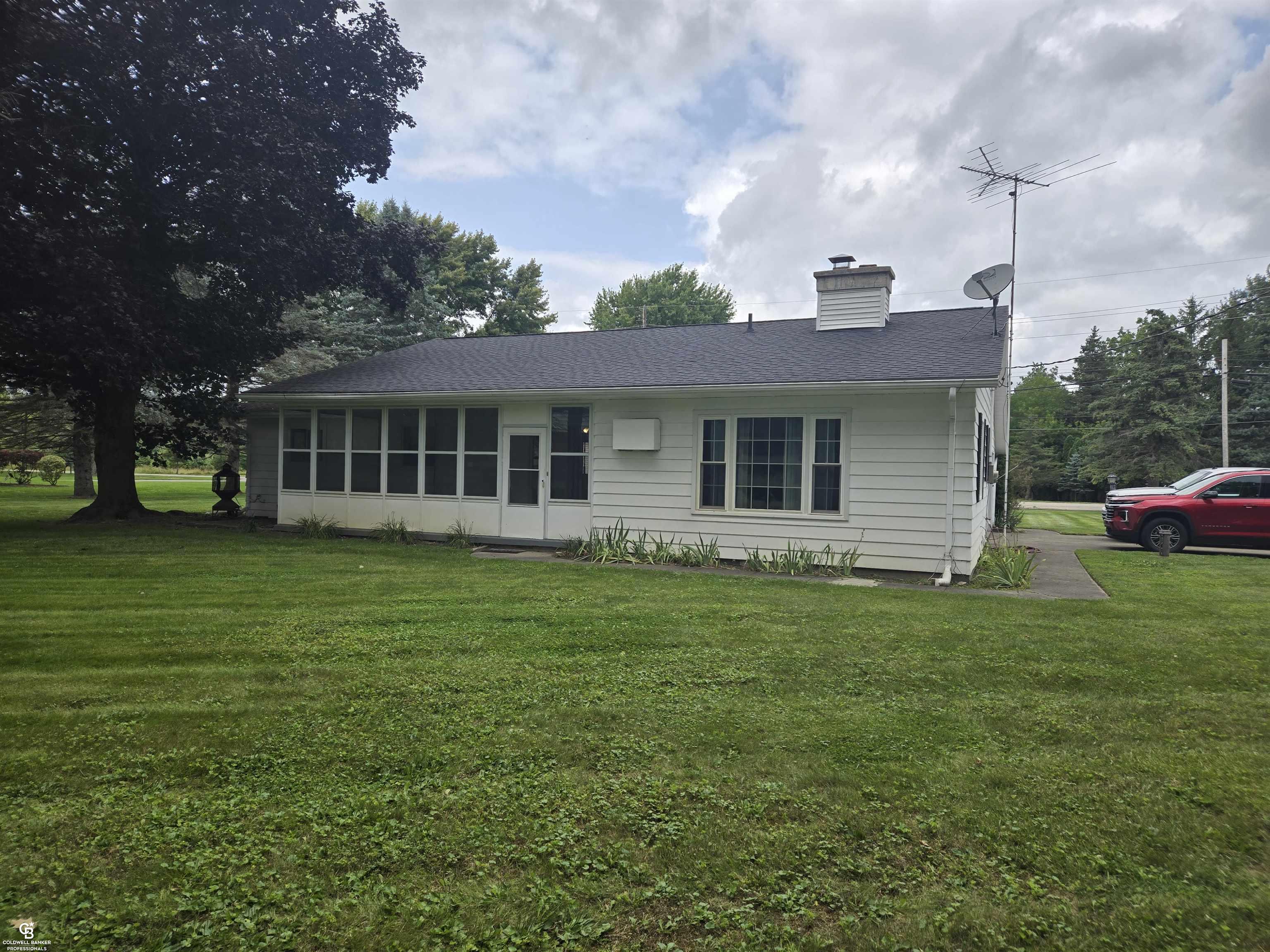 11757 Yale Road Yale, MI 48097 - Photo 6 of 21 Rear