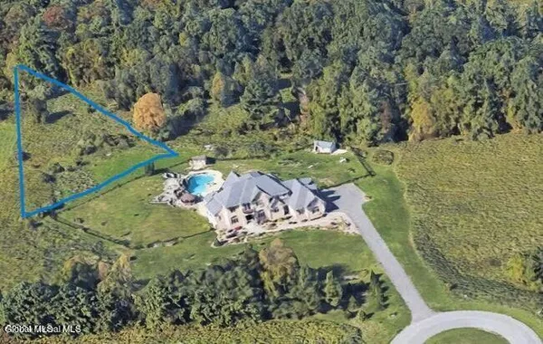 $254,900 | 38 Capricorn Lane, Bethlehem, NY 12054