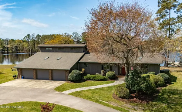 $1,035,000 | 175 Gus Lane, New Bern, NC 28562