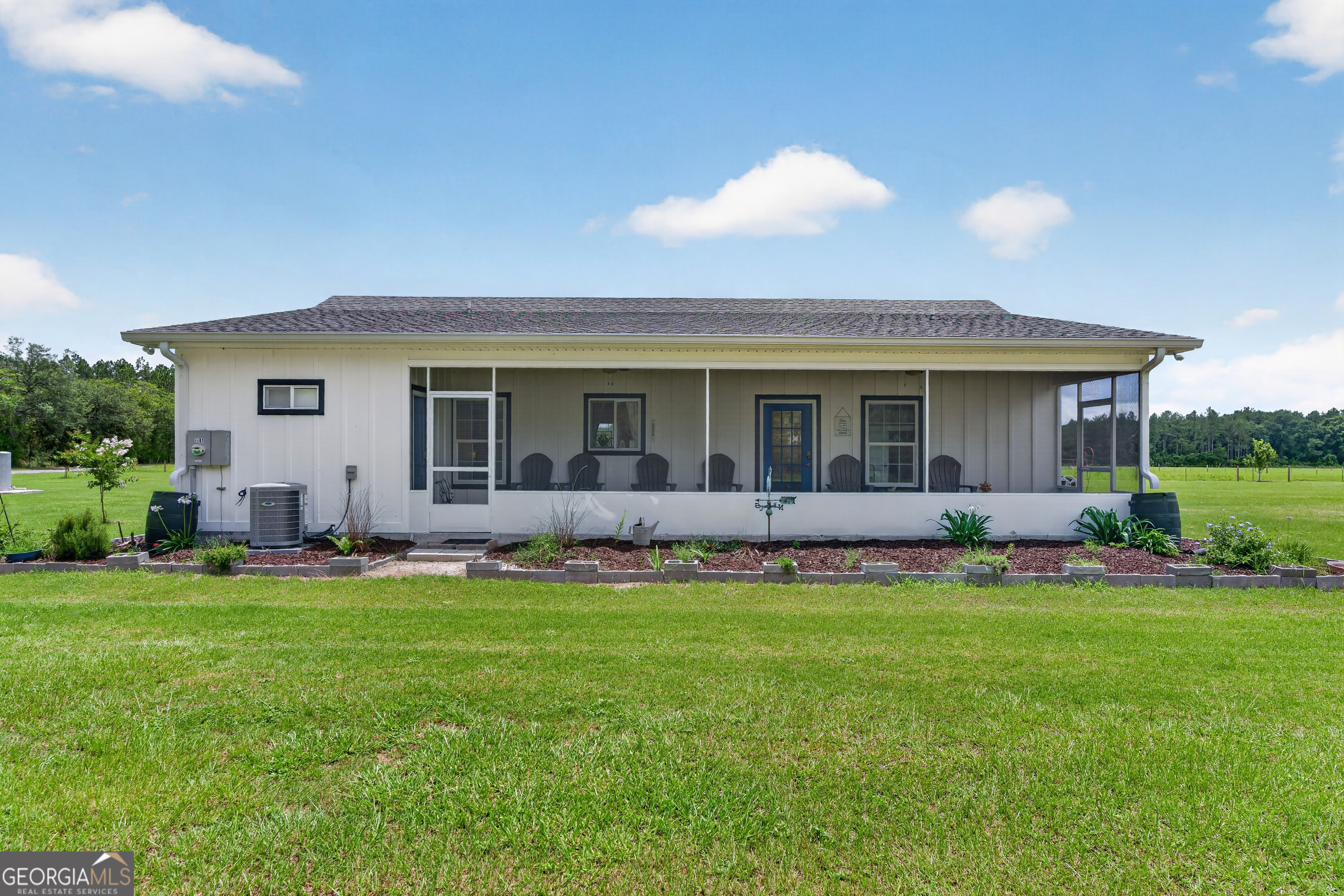 6611 Clark Road Blackshear, GA 31516 - Photo 3 of 26