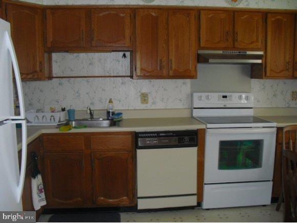11 Amherst Road, Unit B Manchester Township, NJ 08759 - Photo 2 of 10