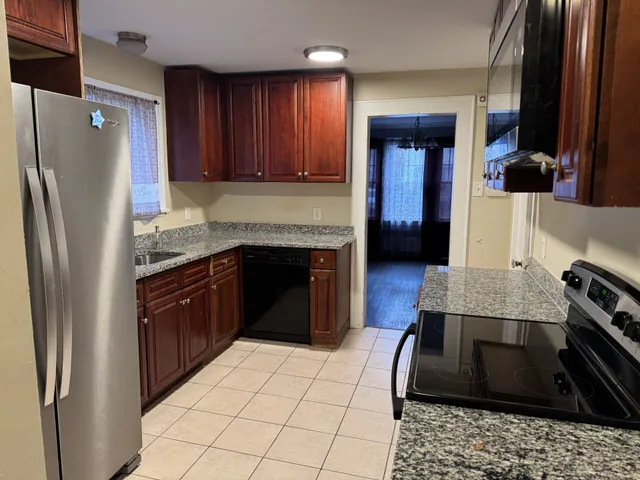 $499,900 | 356 Taft Avenue, Bridgeport, CT 06604