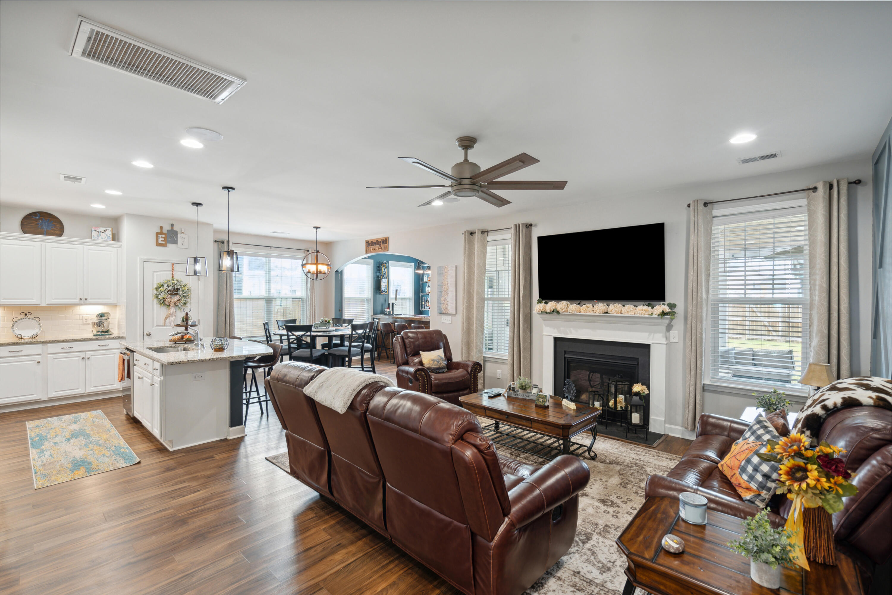 119 Rouen Lane Summerville, SC 29486 - Photo 10 of 59 119RouenLn-KeenEyeMarketing-010