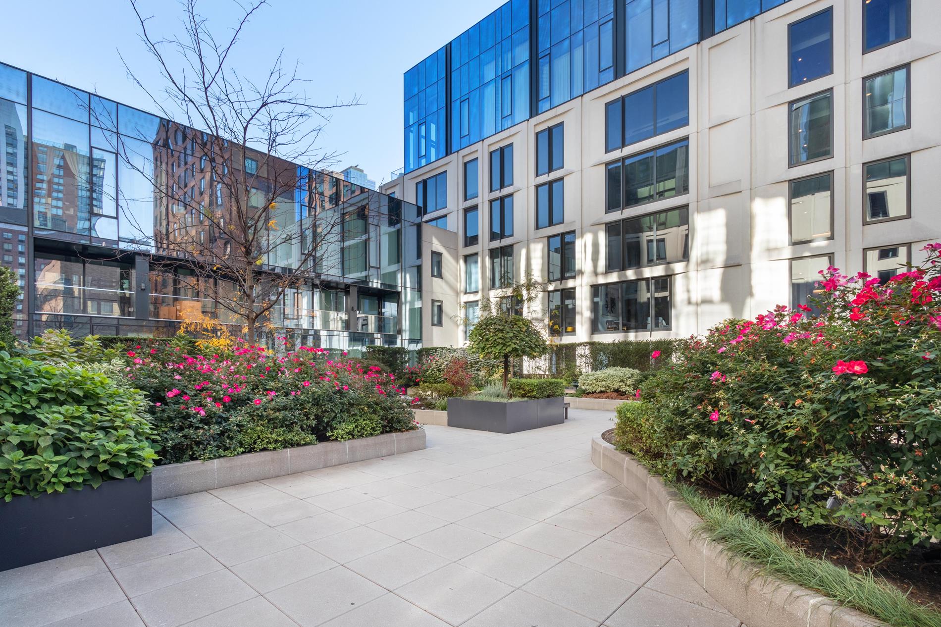 500 West 45th Street, Unit 205 Manhattan, NY 10036 - Photo 9 of 11