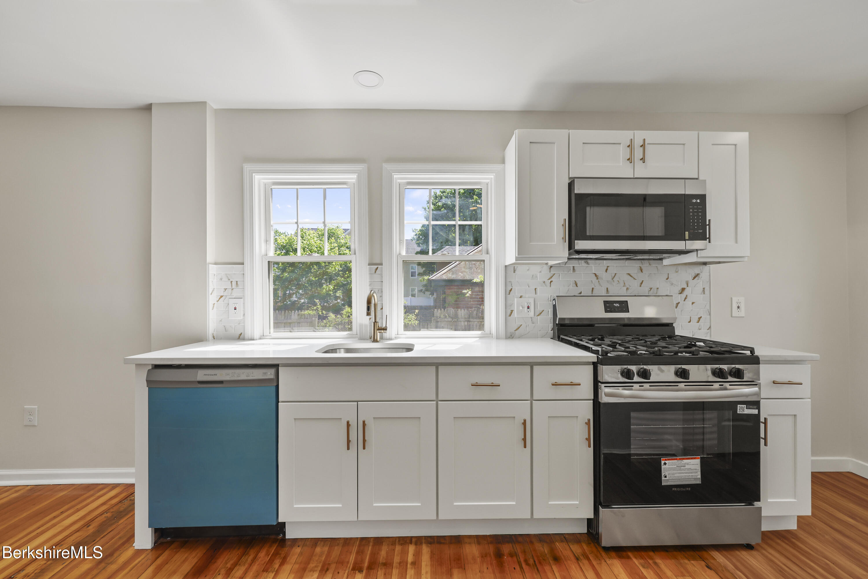 11 Merriam Street Pittsfield, MA 01201 - Photo 16 of 37 Kitchen
