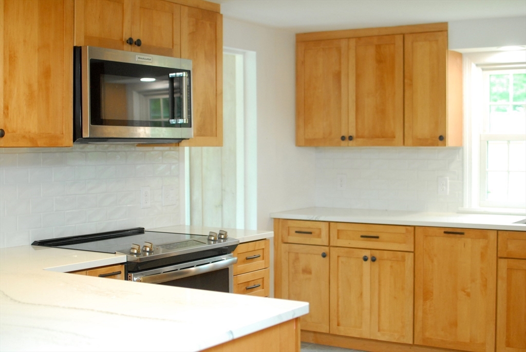 67 Seminole Road Acton, MA 01720 - Photo 16 of 36