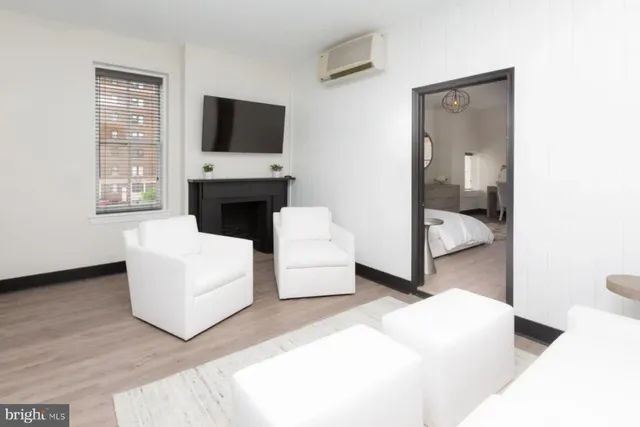 $950 | 1210 North Calvert Street, Unit 1A, Baltimore, MD 21202