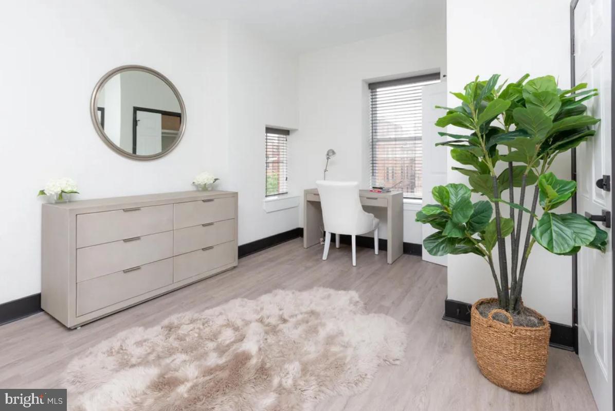 1210 North Calvert Street, Unit 1A Baltimore, MD 21202 - Photo 6 of 9 Sitting Area - Model Home