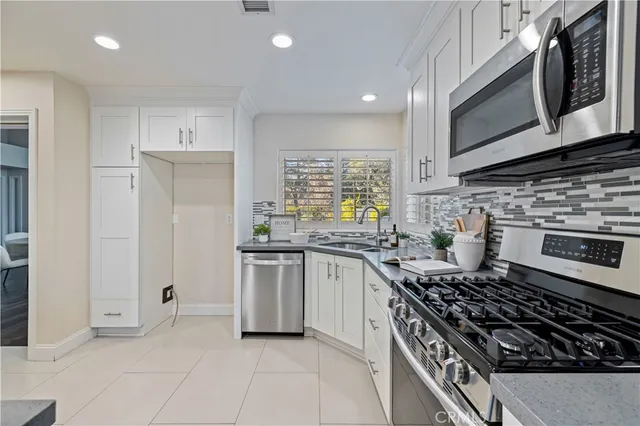 $1,150,000 | 26029 Tourelle Place, Valencia, CA 91355