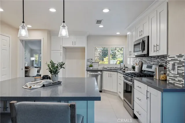 $1,150,000 | 26029 Tourelle Place, Valencia, CA 91355