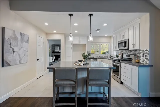 $1,150,000 | 26029 Tourelle Place, Valencia, CA 91355