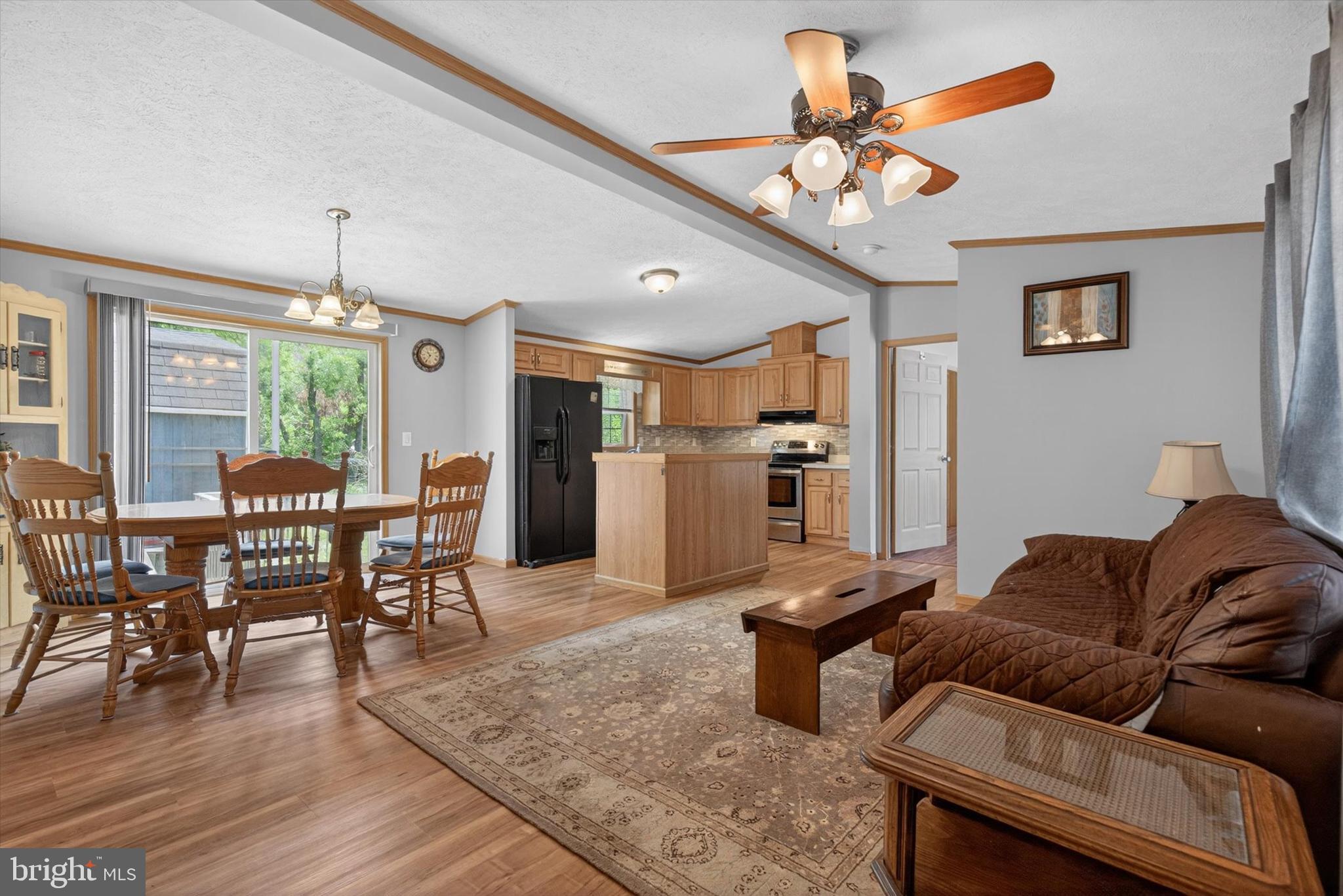 910 Pines Road Etters, PA 17319 - Photo 2 of 25