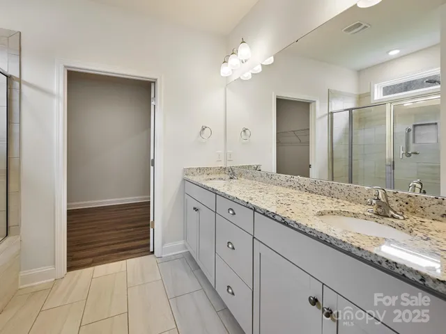 $470,000 | 527 Summerfield Place, Flat Rock, NC 28731