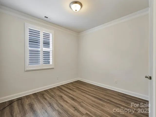 $470,000 | 527 Summerfield Place, Flat Rock, NC 28731