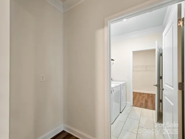 $470,000 | 527 Summerfield Place, Flat Rock, NC 28731