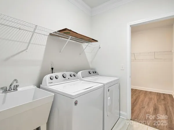 $460,000 | 527 Summerfield Place, Flat Rock, NC 28731