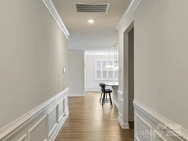 $460,000 | 527 Summerfield Place, Flat Rock, NC 28731