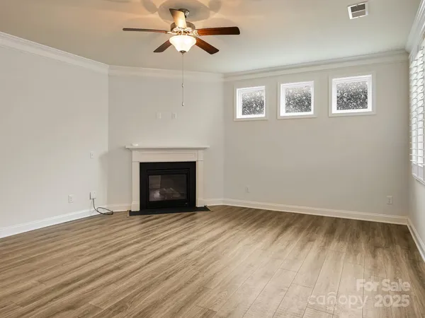 $460,000 | 527 Summerfield Place, Flat Rock, NC 28731