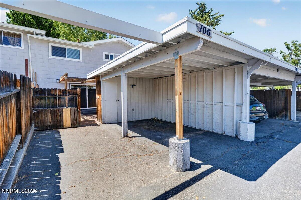 106 Smithridge Park Reno, NV 89502 - Photo 3 of 24 03-DSC_9268