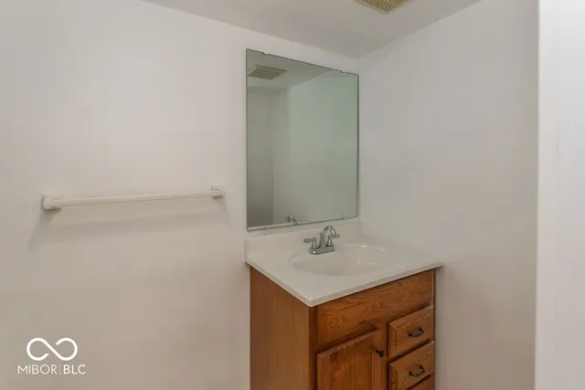 $1,400 | 1605 Cool Creek Drive, Carmel, IN 46033