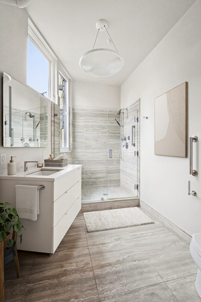 652 Hudson Street, Unit 2EW Manhattan, NY 10014 - Photo 12 of 13