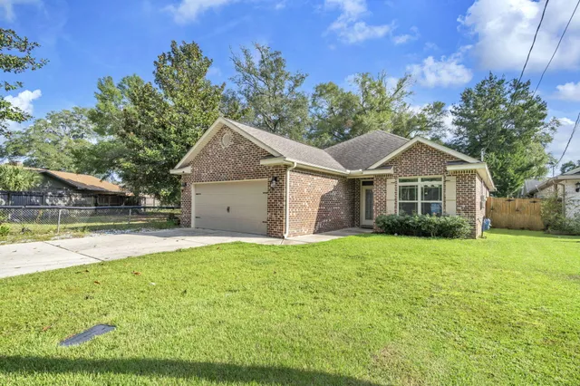 $450,000 | 817 Spencer Place, Niceville, FL 32578