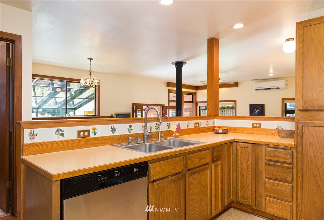 170 Meadowlark Road Coupeville, WA 98239 - Photo 9 of 25 Gallery Image 9