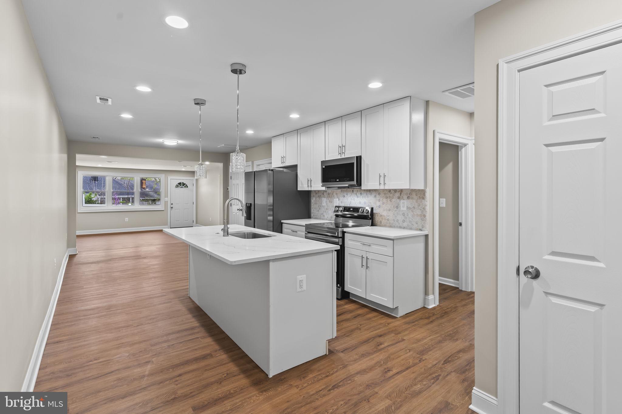 7615 Oxman Road Landover, MD 20785 - Photo 5 of 20 Kitchen