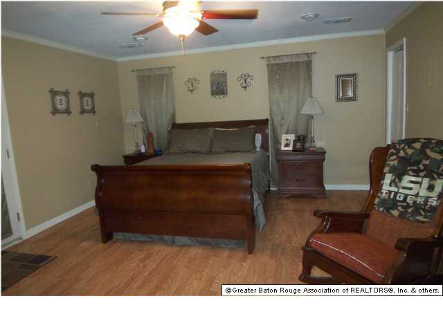 38230 Cal Road Gonzales, LA 70737 - Photo 14 of 21 Gallery Image 14