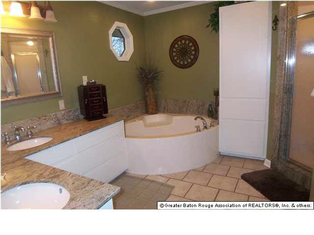 38230 Cal Road Gonzales, LA 70737 - Photo 16 of 21 Gallery Image 16